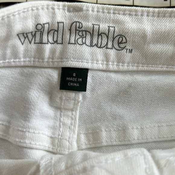 Wild Fable Women’s White Distressed Ripped Skinny Jeans Raw Hem Size 8 - Picture 4 of 10